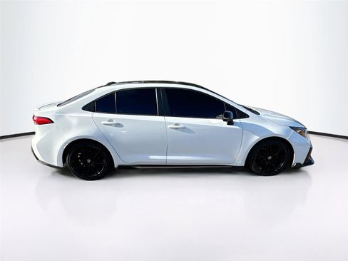 Used 2021 Toyota Corolla SE image 8