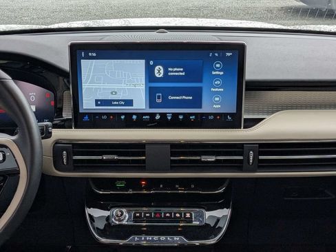Used 2026 Lincoln Corsair Premiere FWD image 17