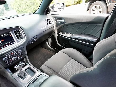 Used 2019 Dodge Charger R/T RWD image 21