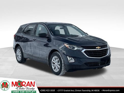 Used 2019 Chevrolet Equinox LS w/ LS Convenience Package image 7