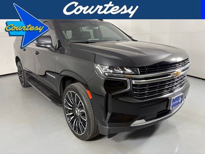 Used 2024 Chevrolet Suburban LT w/ Luxury Package