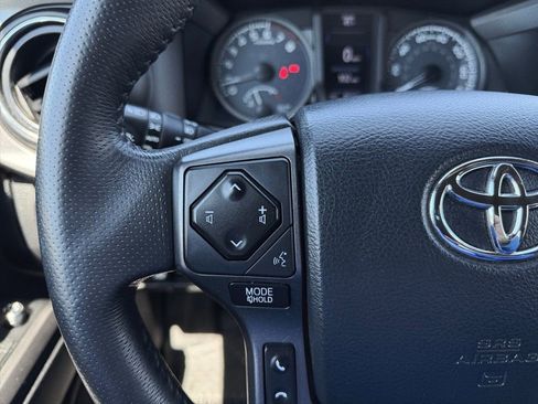 Used 2017 Toyota Tacoma TRD Pro image 8