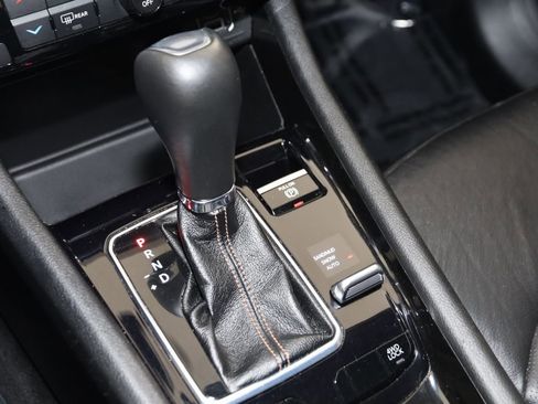 Used 2022 Jeep Compass Limited image 7