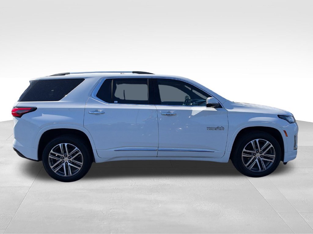 Used 2023 Chevrolet Traverse High Country AWD/4WD image 6