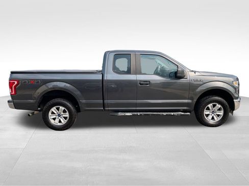 Used 2017 Ford F150 XL w/ Equipment Group 101A Mid AWD/4WD image 8