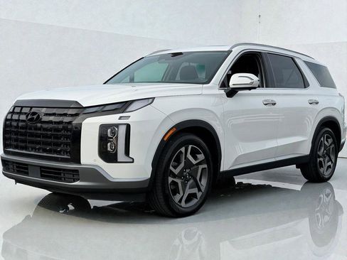 Used 2023 Hyundai Palisade Limited image 6