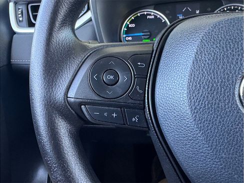 Used 2019 Toyota RAV4 XLE AWD/4WD image 14