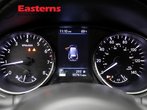 Used 2019 Nissan Rogue SL w/ Premium Package AWD/4WD image 16