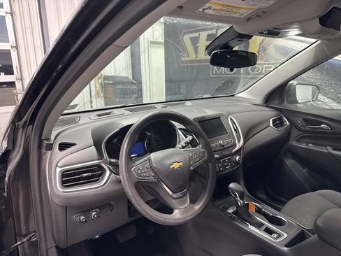 Used 2024 Chevrolet Equinox LT AWD/4WD image 5
