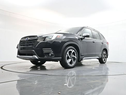 Used 2024 Subaru Forester Touring w/ POP Package 3 AWD/4WD image 33