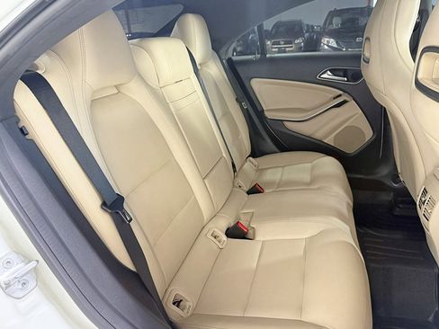 Used 2016 Mercedes-Benz CLA 250 4MATIC image 38