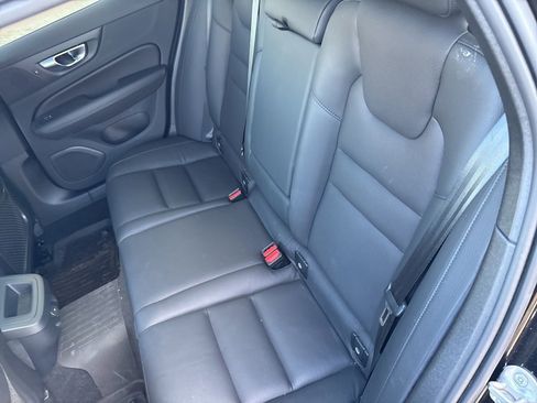 Certified 2024 Volvo V60 B5 Cross Country Plus w/ Protection Package Premier image 35