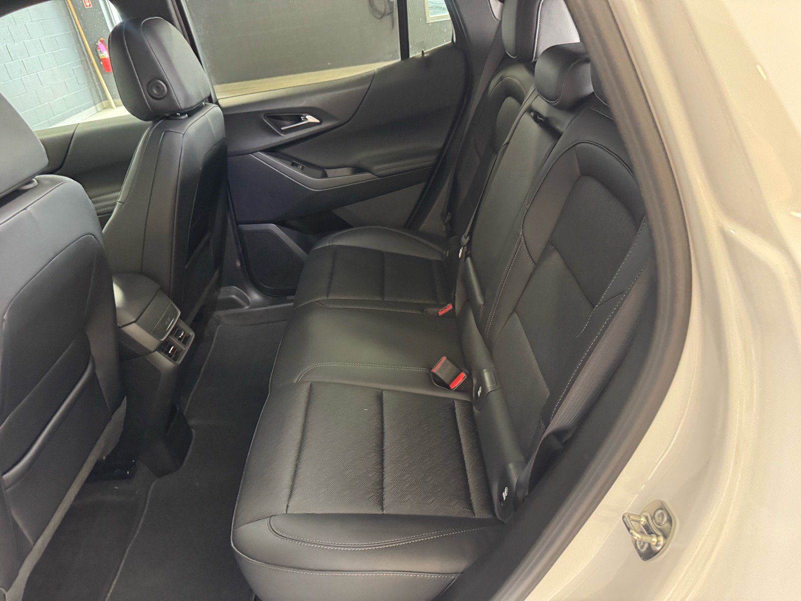 Used 2026 Chevrolet Equinox LT w/ Convenience Package II AWD/4WD image 11