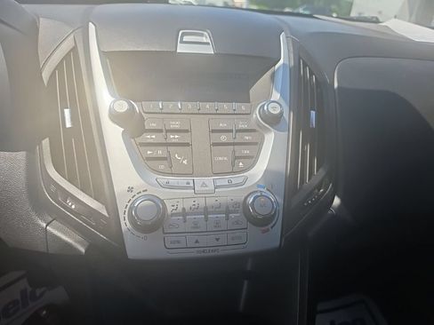 Used 2015 Chevrolet Equinox LS AWD/4WD image 18