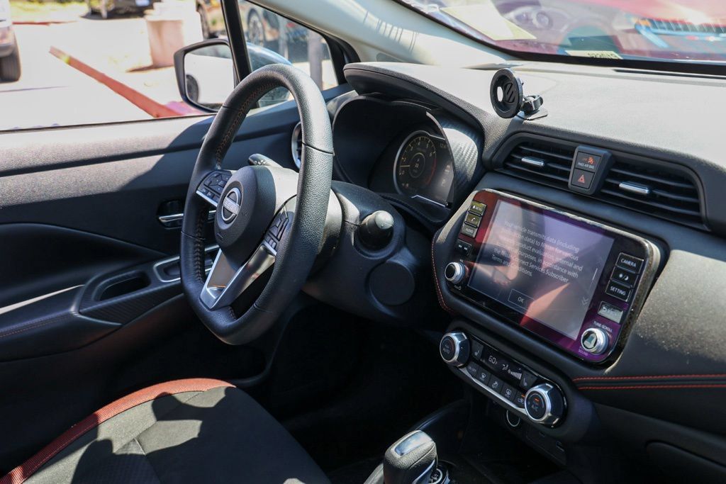 Used 2025 Nissan Versa SR w/ Trunk Package FWD image 20