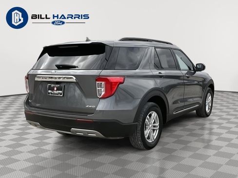 Used 2023 Ford Explorer XLT w/ Equipment Group 202A image 4