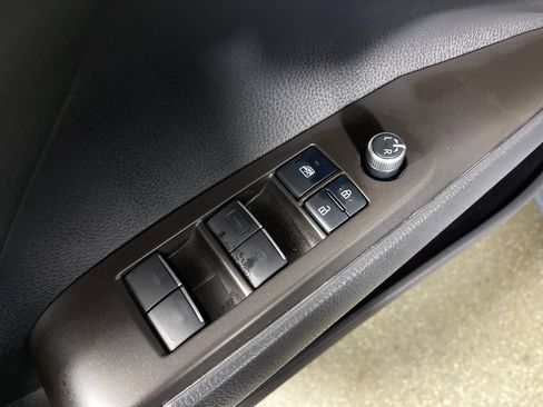 Certified 2022 Toyota Camry XSE FWD image 16