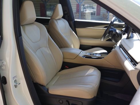 Used 2024 INFINITI QX60 Luxe AWD/4WD image 29