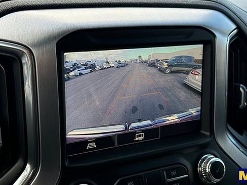 Used 2022 GMC Sierra 1500 Elevation w/ Preferred Package image 22