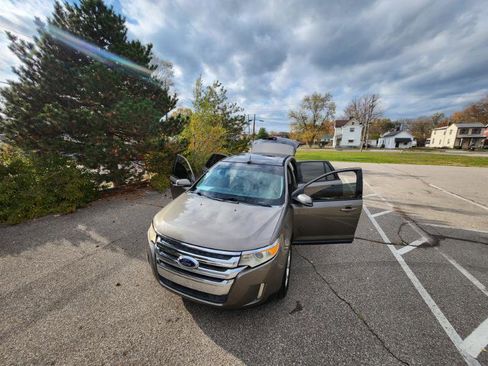 Used 2013 Ford Edge SEL image 30