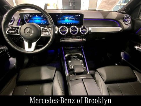 Certified 2021 Mercedes-Benz GLB 250 4MATIC image 18