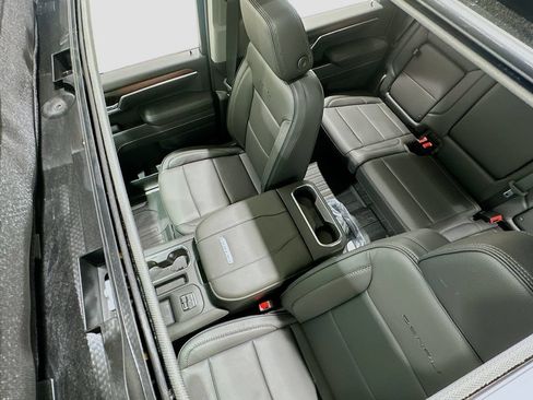 New 2026 GMC Sierra 2500 Denali w/ Denali Reserve Package AWD/4WD image 23