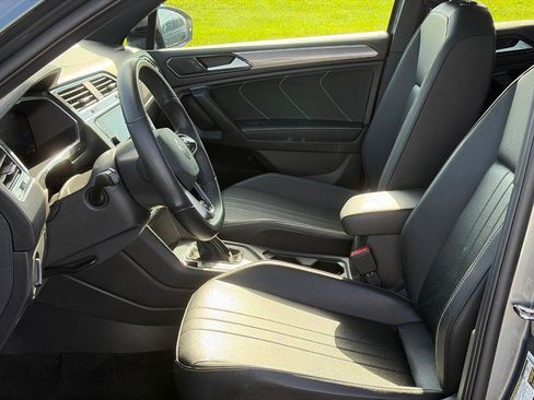 Certified 2024 Volkswagen Tiguan SE R-Line FWD image 3