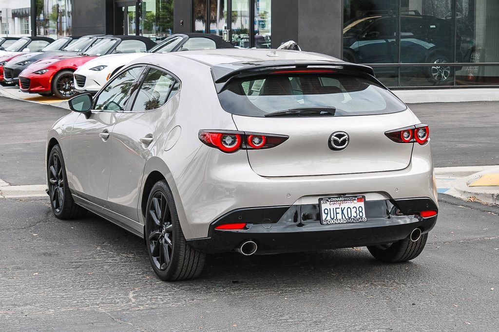 Certified 2025 MAZDA MAZDA3 Hatchback w/Premium Plus Pkg AWD/4WD image 6