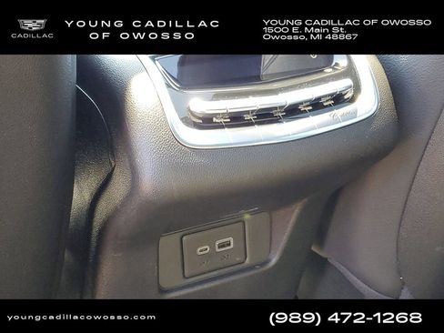 Certified 2025 Cadillac XT6 Luxury AWD/4WD image 28