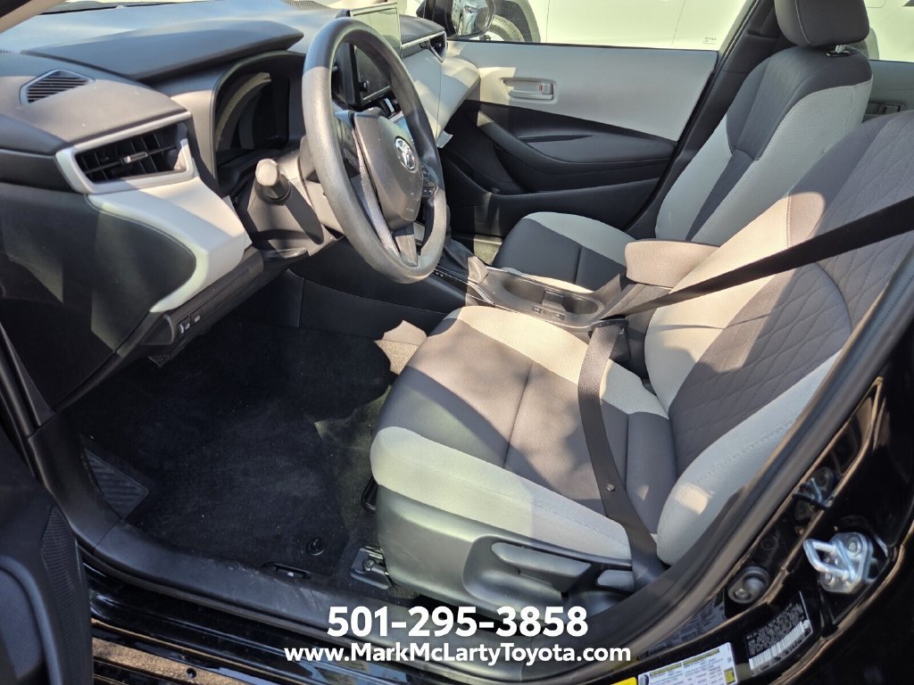 Used 2026 Toyota Corolla LE FWD image 8