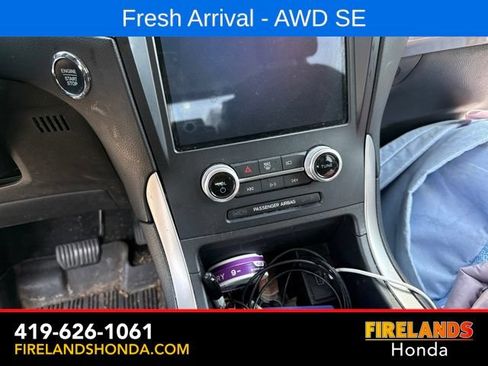Used 2022 Ford Edge SE w/ Black Appearance Package AWD/4WD image 20