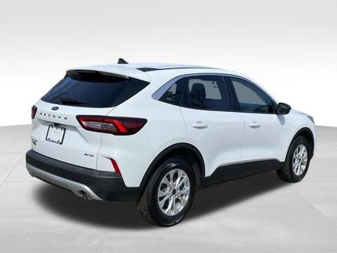 Used 2024 Ford Escape Active AWD/4WD image 8