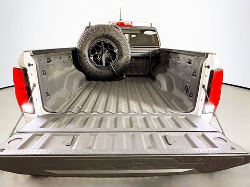 Used 2024 Chevrolet Colorado ZR2 w/ ZR2 Bison Edition image 23