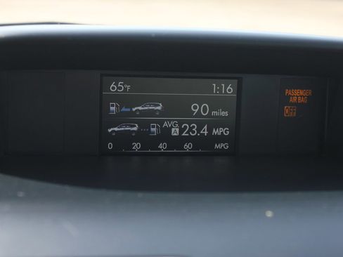 Used 2015 Subaru Forester 2.5i Premium w/ All-Weather Package image 18