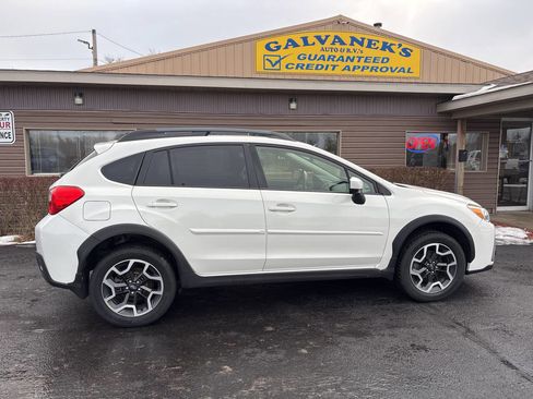 Used 2016 Subaru Crosstrek 2.0i Premium image 4
