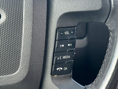 Used 2011 Ford Escape XLT w/ 201A Rapid Spec Order Code FWD image 2