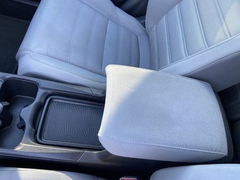 Used 2018 Honda CR-V EX image 43