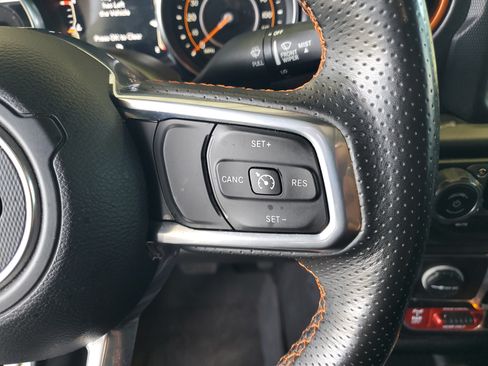 Used 2023 Jeep Gladiator Mojave w/ LED Lighting Group AWD/4WD image 24