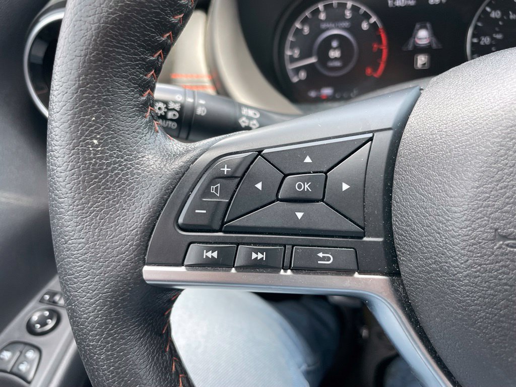 Used 2024 Nissan Kicks SR w/ SR Premium Package FWD image 19