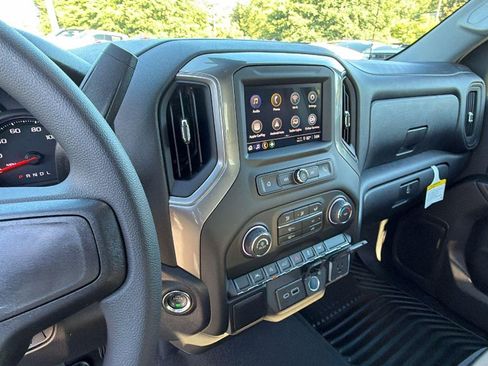 New 2026 Chevrolet Silverado 1500 Custom RWD image 5