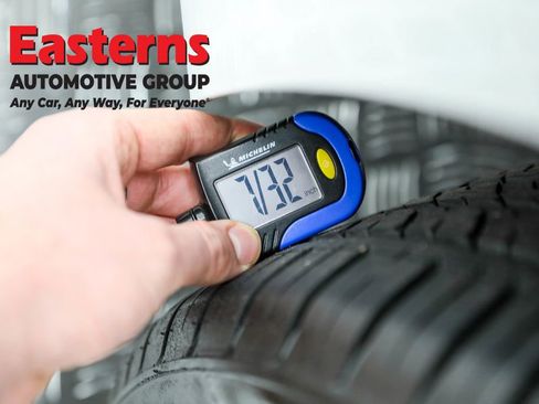 Used 2024 Chevrolet Malibu LT image 28