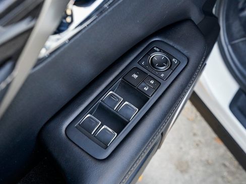 Used 2020 Lexus RX 350L Luxury image 10