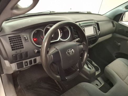 Used 2014 Toyota Tacoma 2WD Regular Cab image 15
