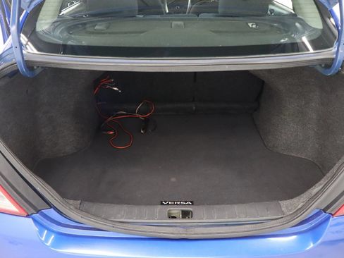 Used 2015 Nissan Versa SV FWD image 26