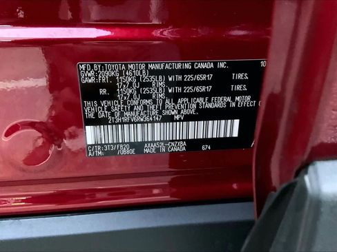 Used 2024 Toyota RAV4 LE image 31