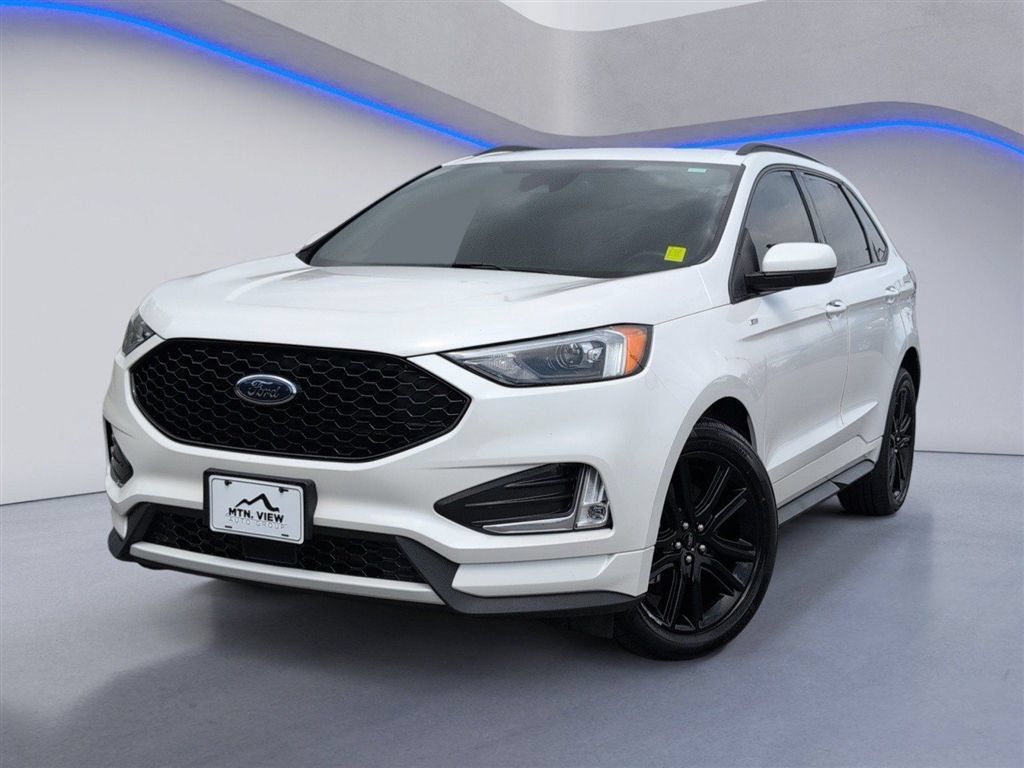 Used 2023 Ford Edge ST-Line AWD/4WD image 2