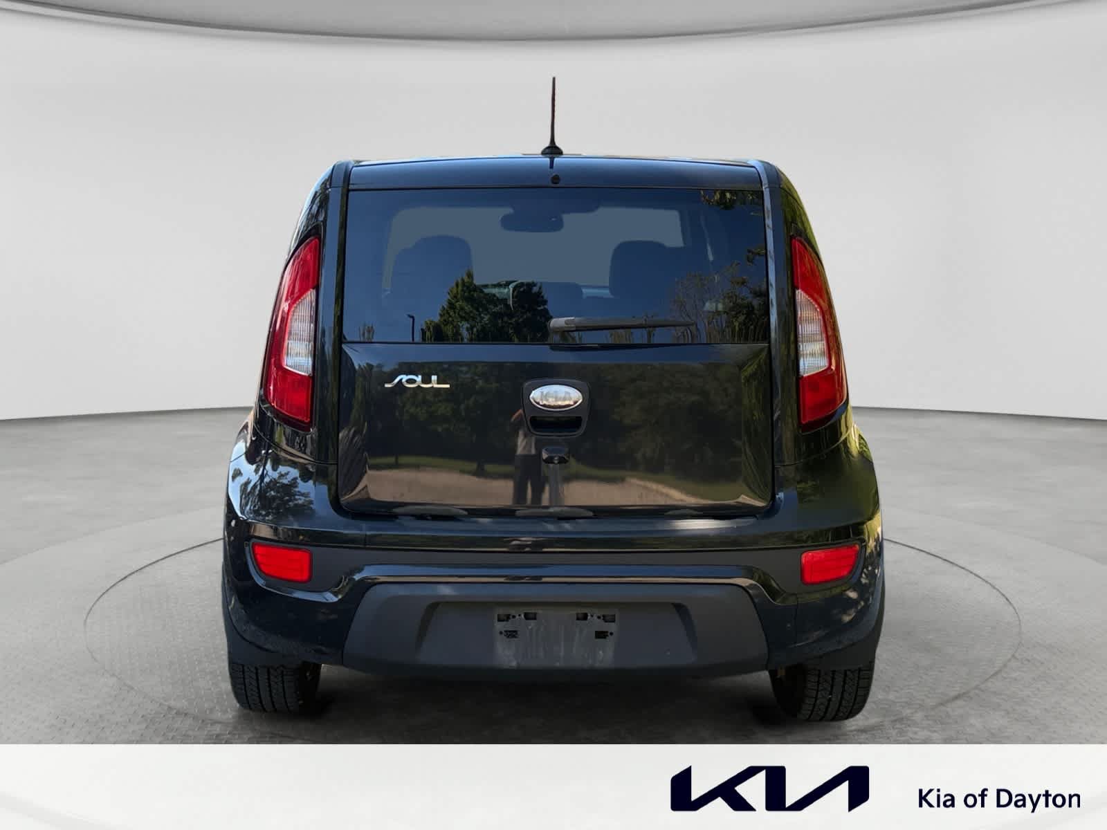Used 2013 Kia Soul + w/ Audio Pkg FWD image 5