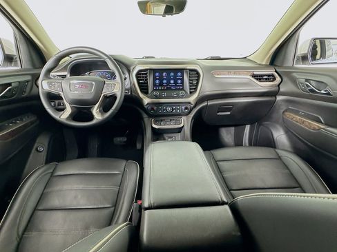 Used 2023 GMC Acadia Denali w/ Denali Ultimate Package FWD image 33