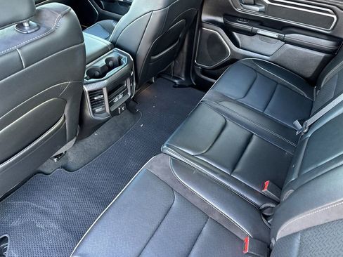 Used 2024 RAM 1500 Laramie image 12
