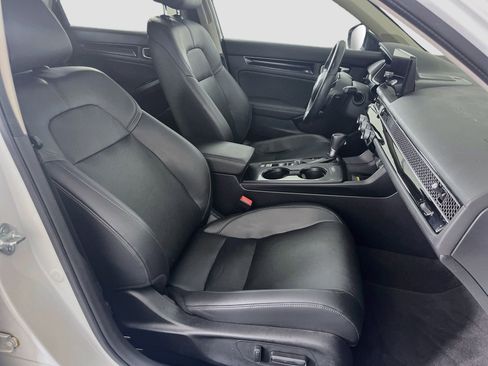Used 2023 Honda Civic Touring image 31